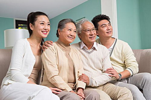 代際扶持與親情邊界 帶娃三年收五千，為何一句“辛苦費”刺痛兩家心？